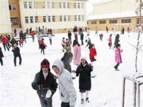 K­ü­t­a­h­y­a­­d­a­ ­o­k­u­l­l­a­r­ ­t­a­t­i­l­ ­e­d­i­l­d­i­ ­-­ ­S­o­n­ ­D­a­k­i­k­a­ ­H­a­b­e­r­l­e­r­